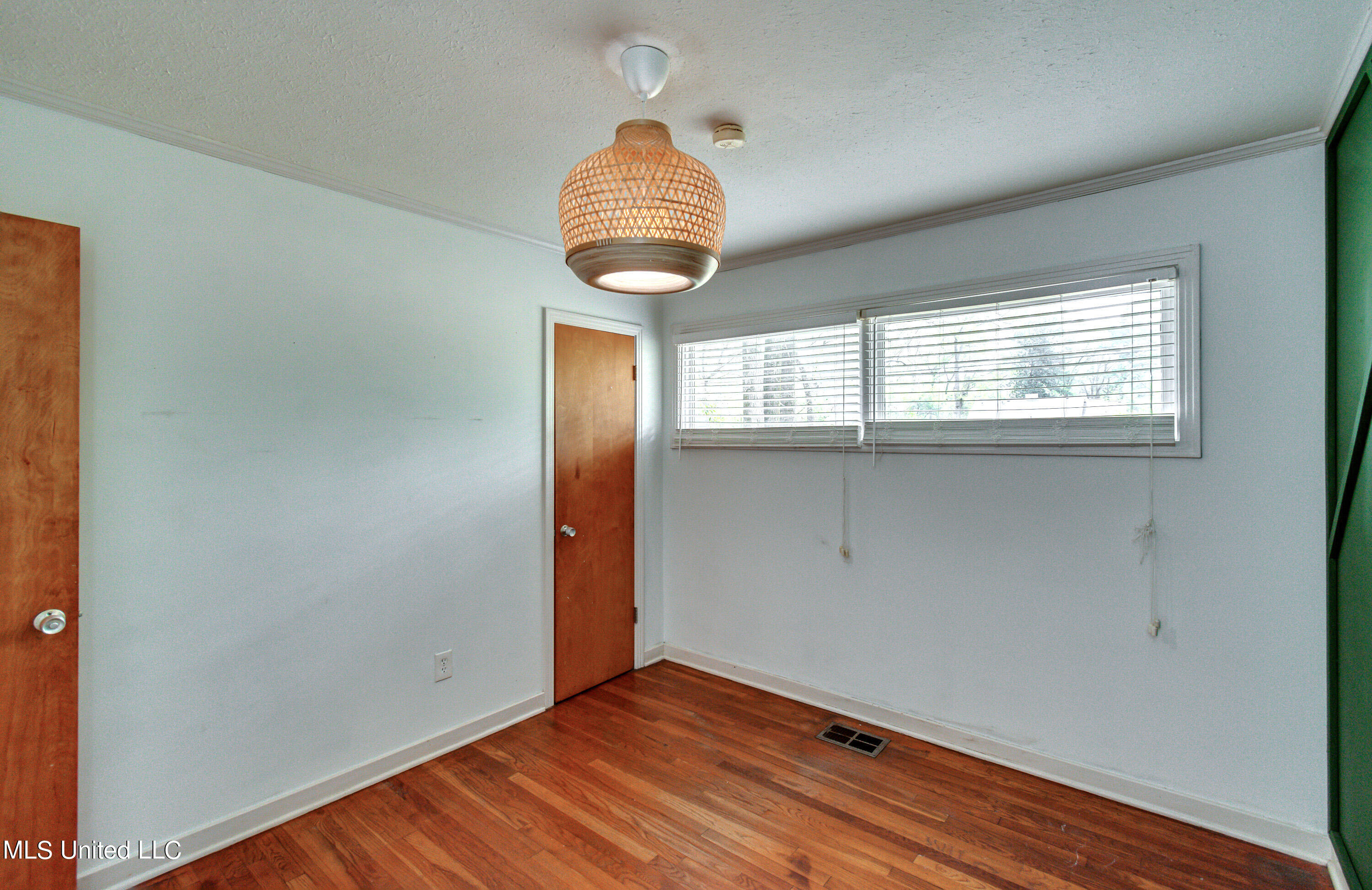 726 Brookwood Road Jackson, MS 39206 - Photo 31 of 45 726 Brookwood-44
