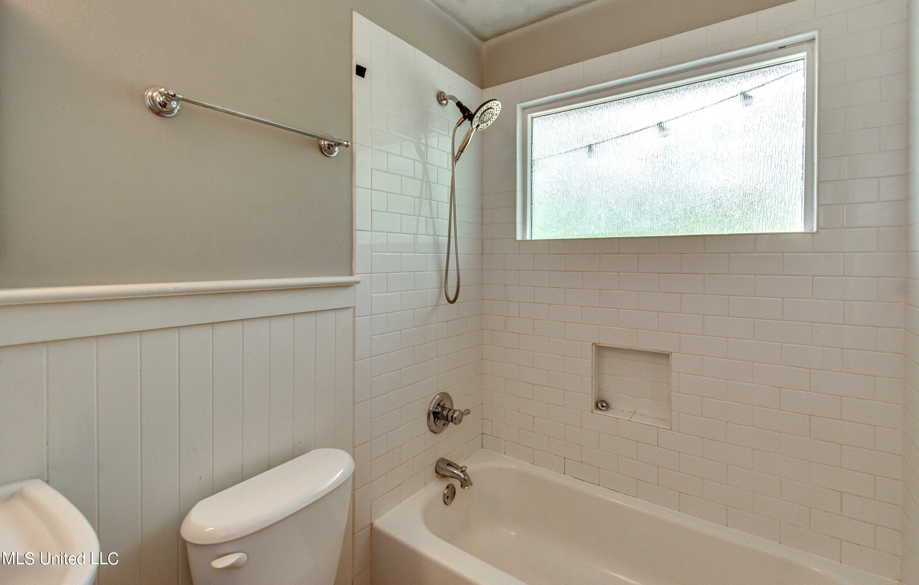 726 Brookwood Road Jackson, MS 39206 - Photo 38 of 45 726 Brookwood-57