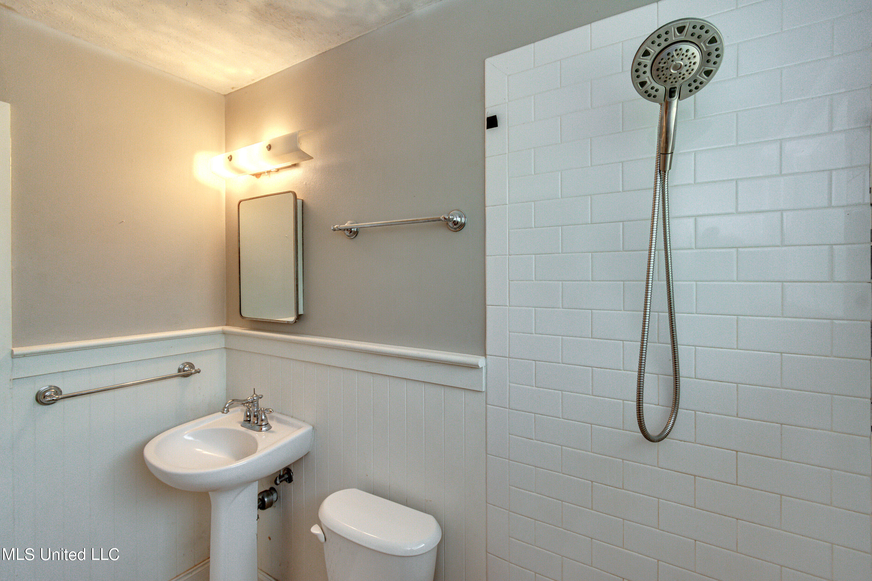 726 Brookwood Road Jackson, MS 39206 - Photo 39 of 45 726 Brookwood-58