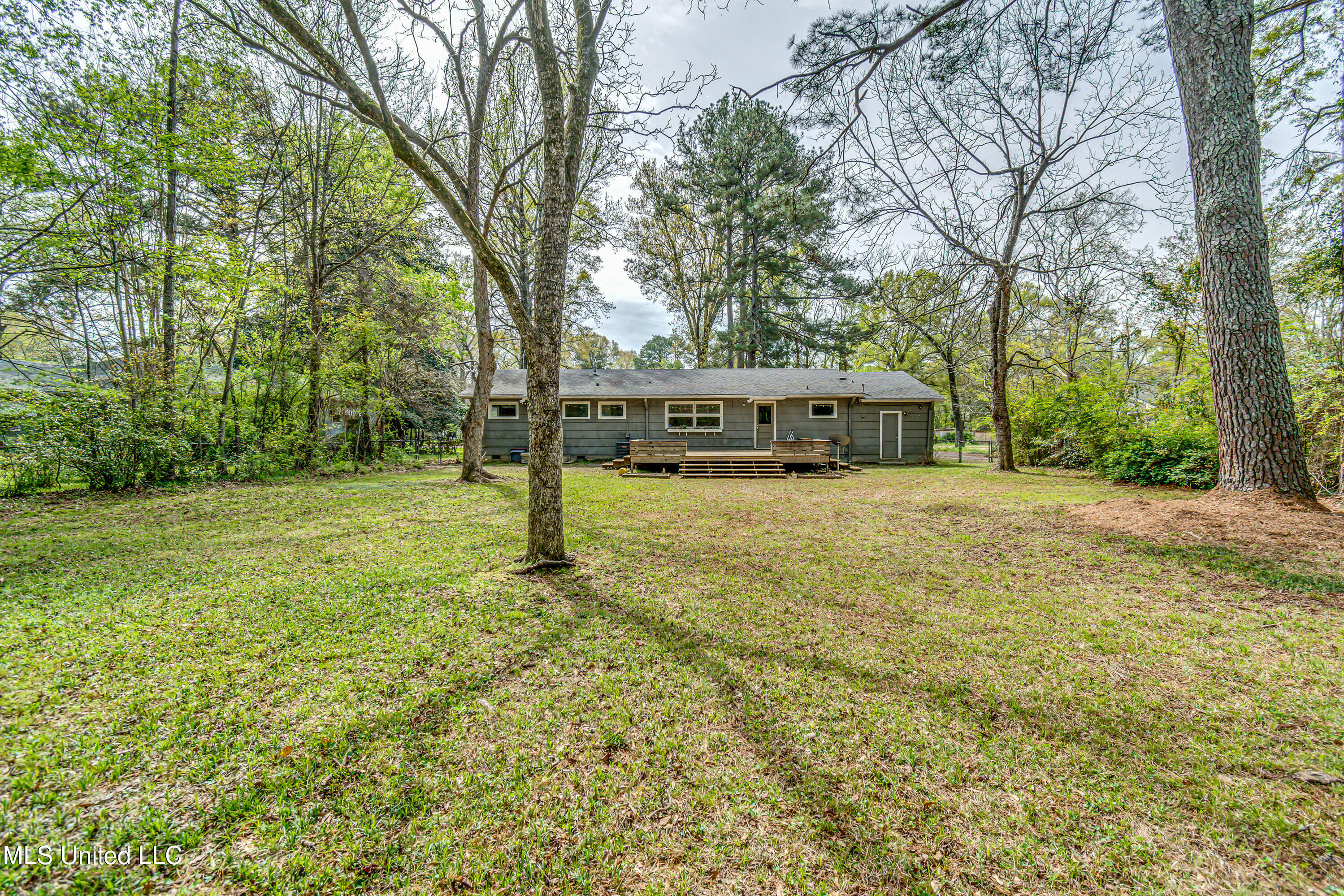 726 Brookwood Road Jackson, MS 39206 - Photo 40 of 45 726 Brookwood-12