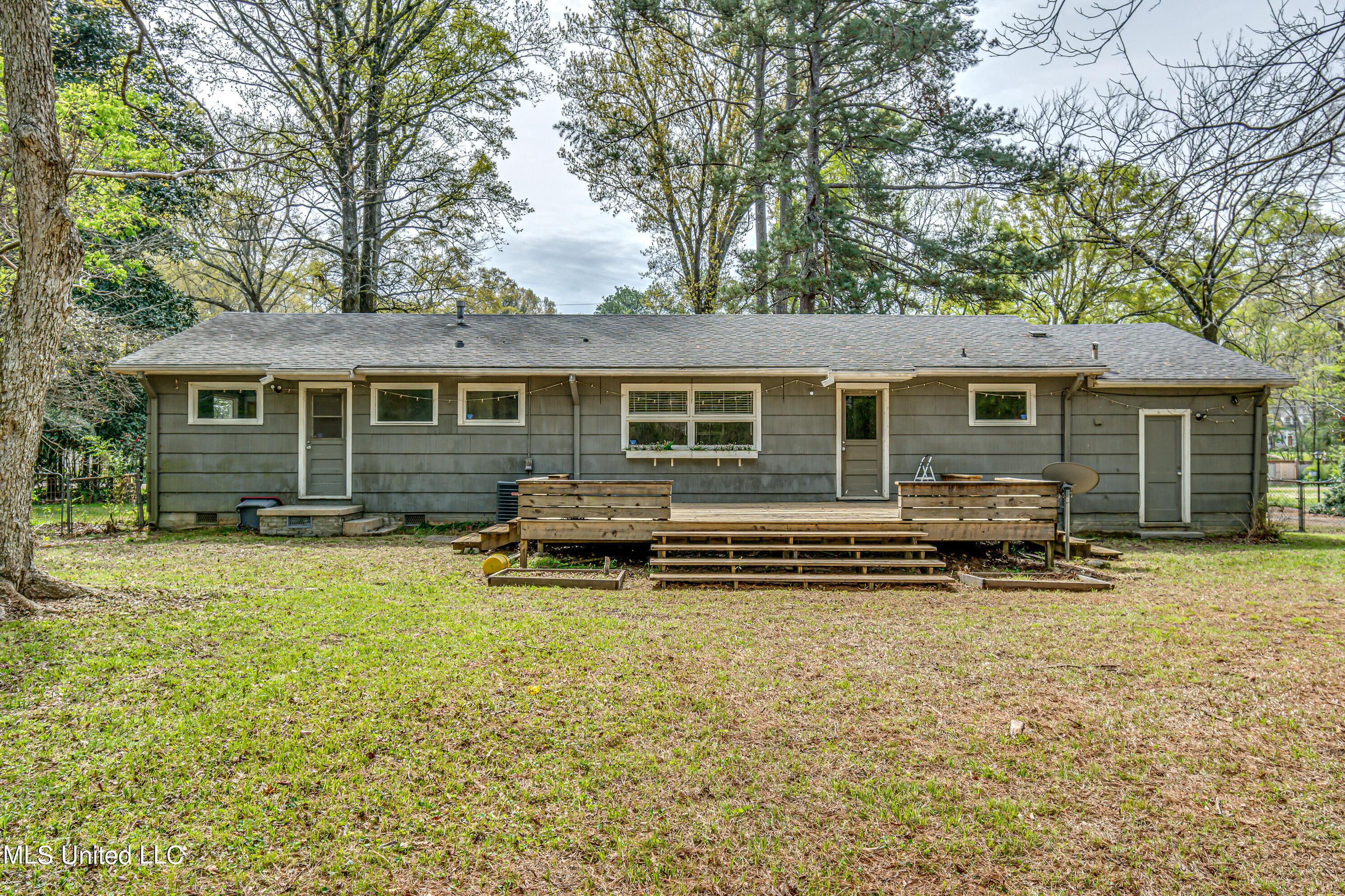 726 Brookwood Road Jackson, MS 39206 - Photo 41 of 45 726 Brookwood-13