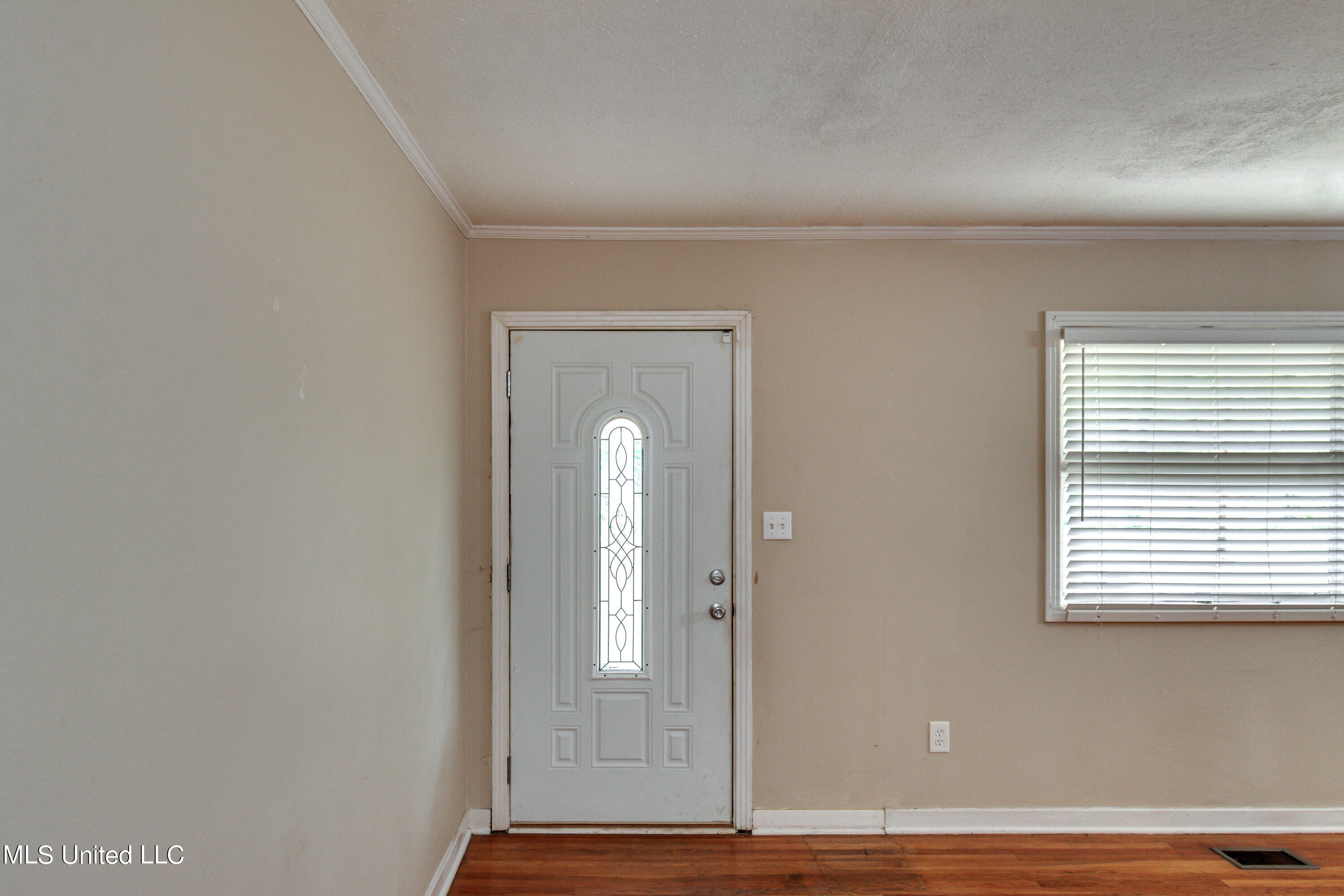 726 Brookwood Road Jackson, MS 39206 - Photo 6 of 45 726 Brookwood-21