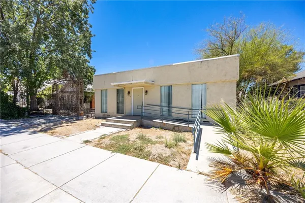 $250,000 | 156 South Ramona Boulevard, San Jacinto, CA 92583