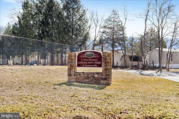 $284,900 | 125 Mulberry Lane, Wardensville, WV 26851