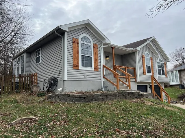 $330,000 | 4902 Northwest Nantucket Drive, Blue Springs, MO 64015