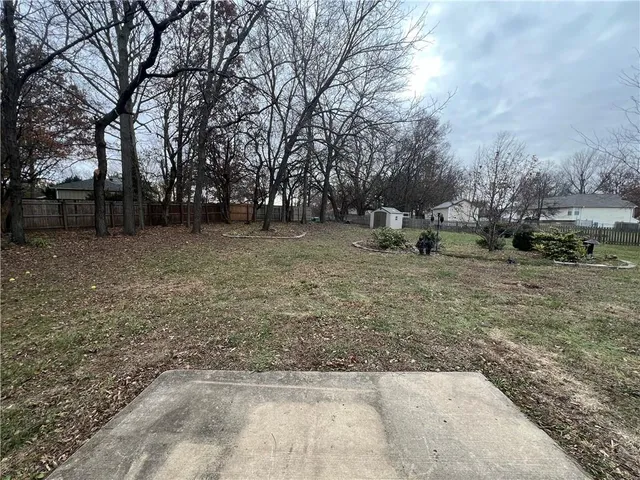 $330,000 | 4902 Northwest Nantucket Drive, Blue Springs, MO 64015