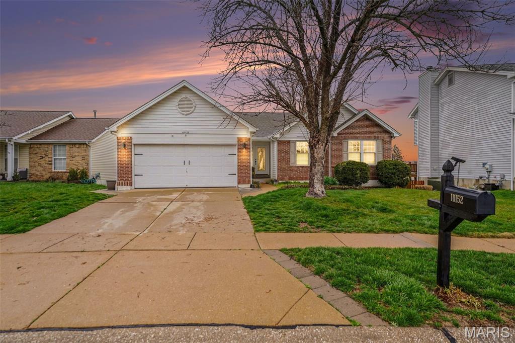 10152 Morgan Ridge Drive Affton, MO 63123 - Photo 1 of 31