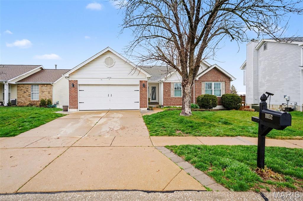 10152 Morgan Ridge Drive Affton, MO 63123 - Photo 2 of 31