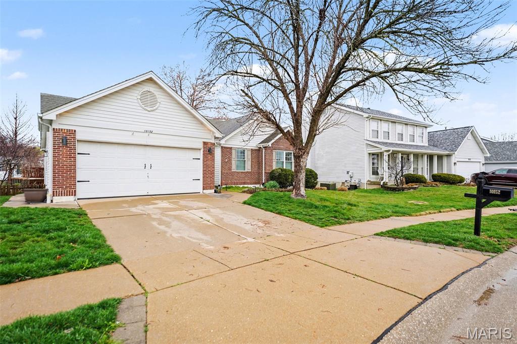 10152 Morgan Ridge Drive Affton, MO 63123 - Photo 3 of 31