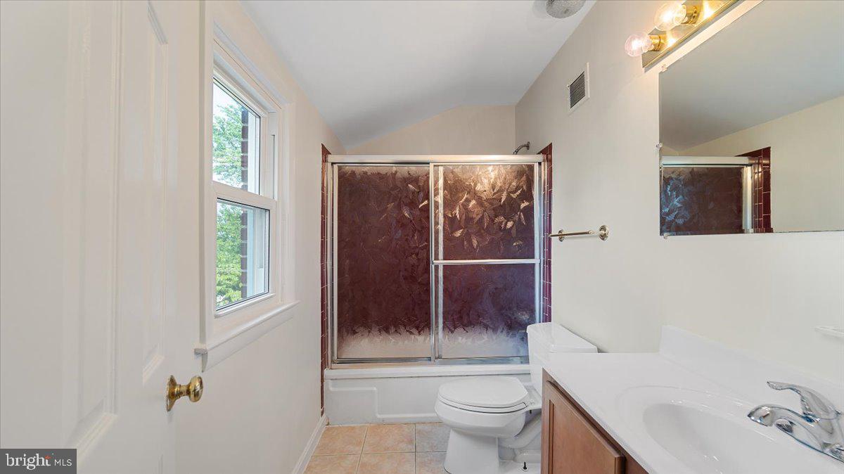 1107 Wilson Place Frederick, MD 21702 - Photo 9 of 19 Upstairs Bath