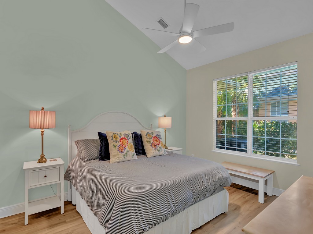 1638 Baseline Lane Vero Beach, FL 32967 - Photo 13 of 36