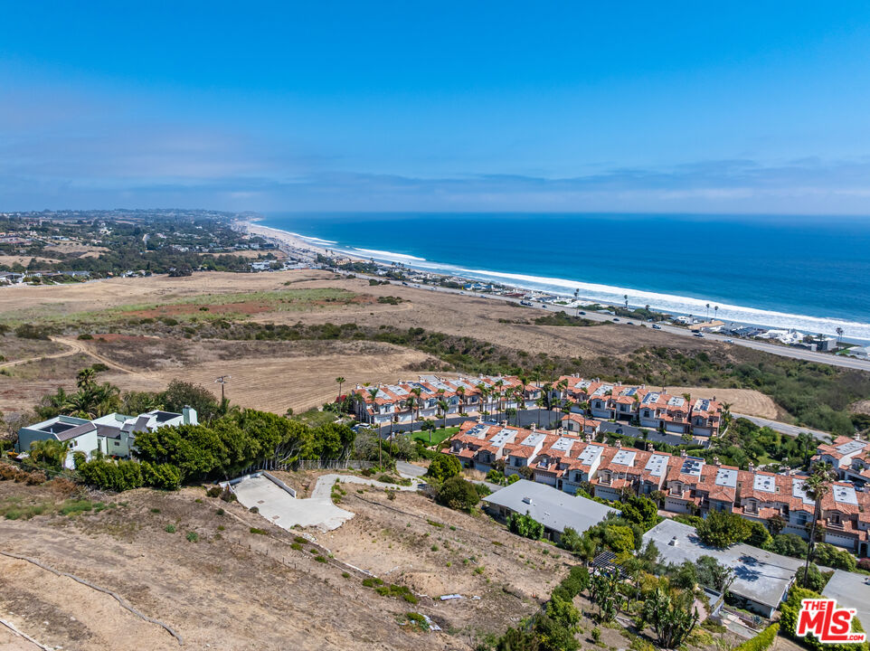 31113 Bailard Road, Unit A Malibu, CA 90265 - Photo 10 of 29