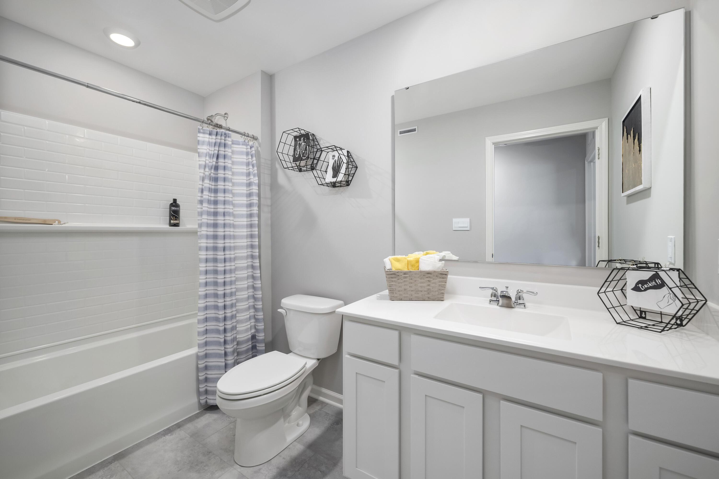 601 Petry Street Hebron, IN 46341 - Photo 29 of 44 a bathroom with a sink a toilet and shower
