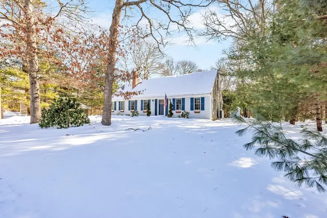 $750,000 | 169 Cedric Road, Barnstable, MA 02632