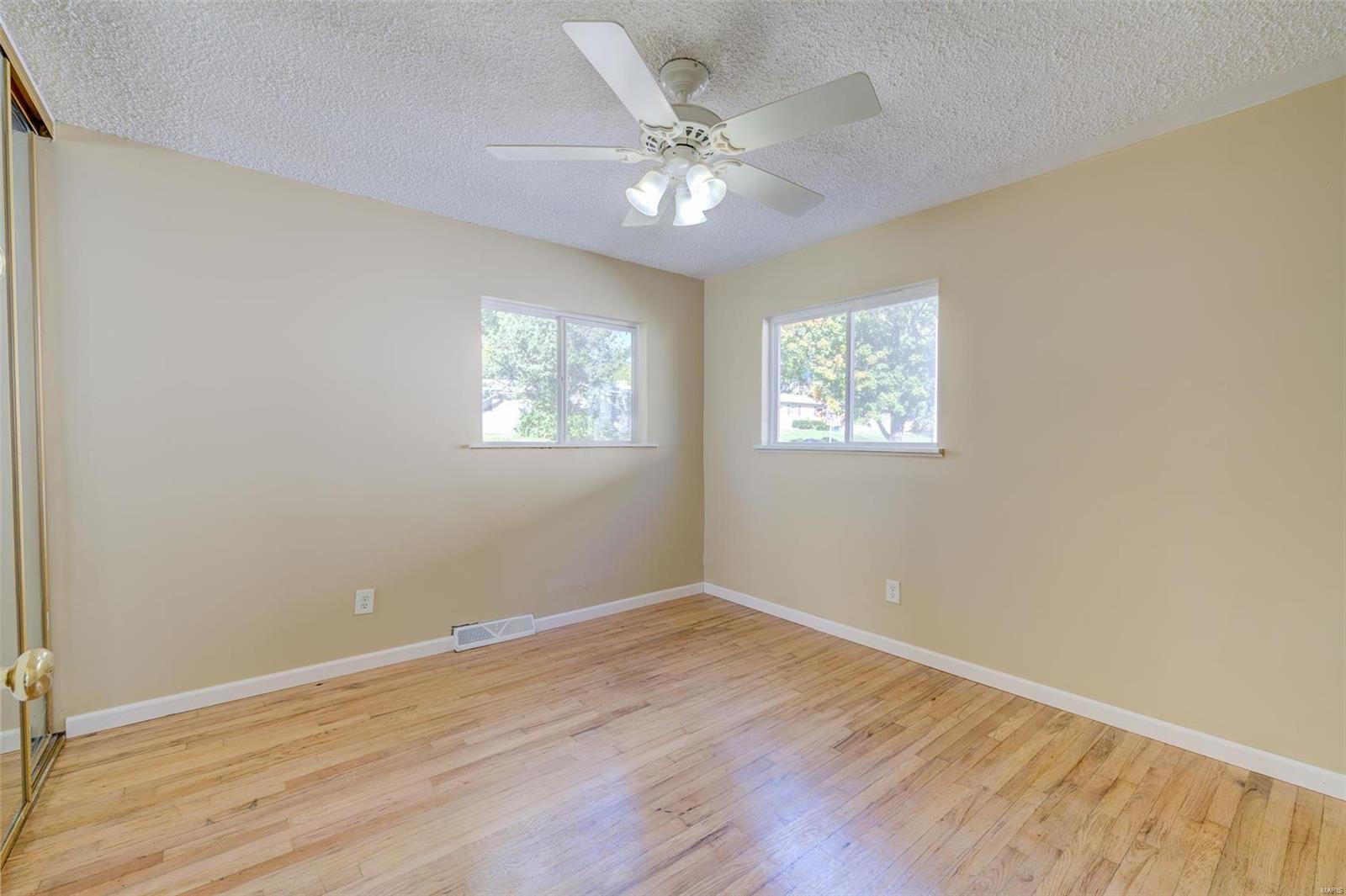 10500 Count Drive St. Louis, MO 63136 - Photo 6 of 14