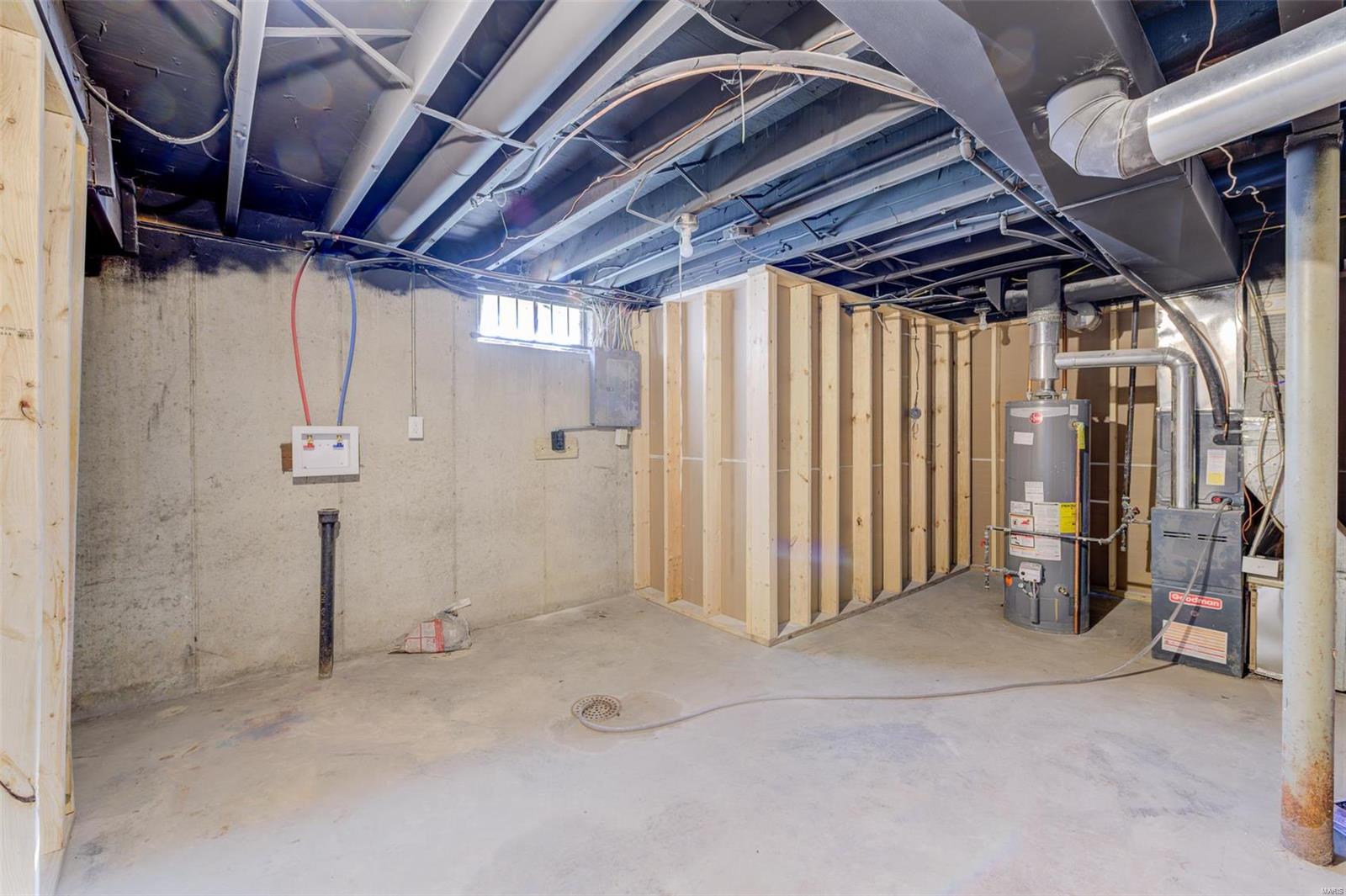 10500 Count Drive St. Louis, MO 63136 - Photo 8 of 14