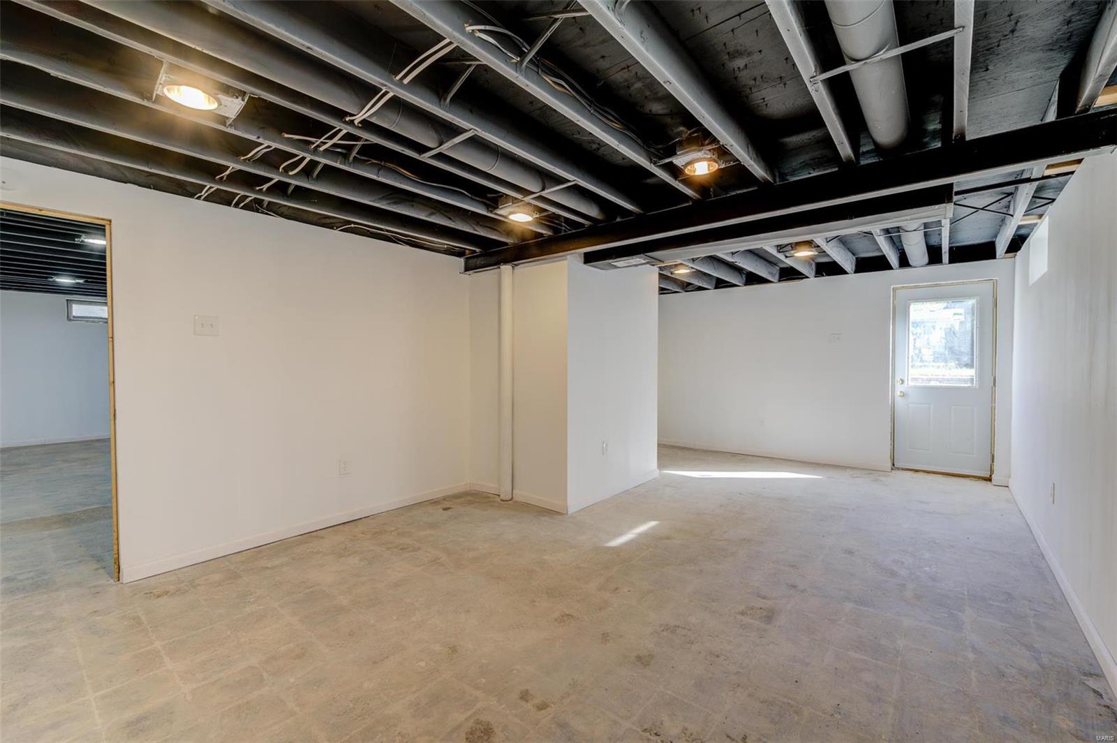 10500 Count Drive St. Louis, MO 63136 - Photo 10 of 14