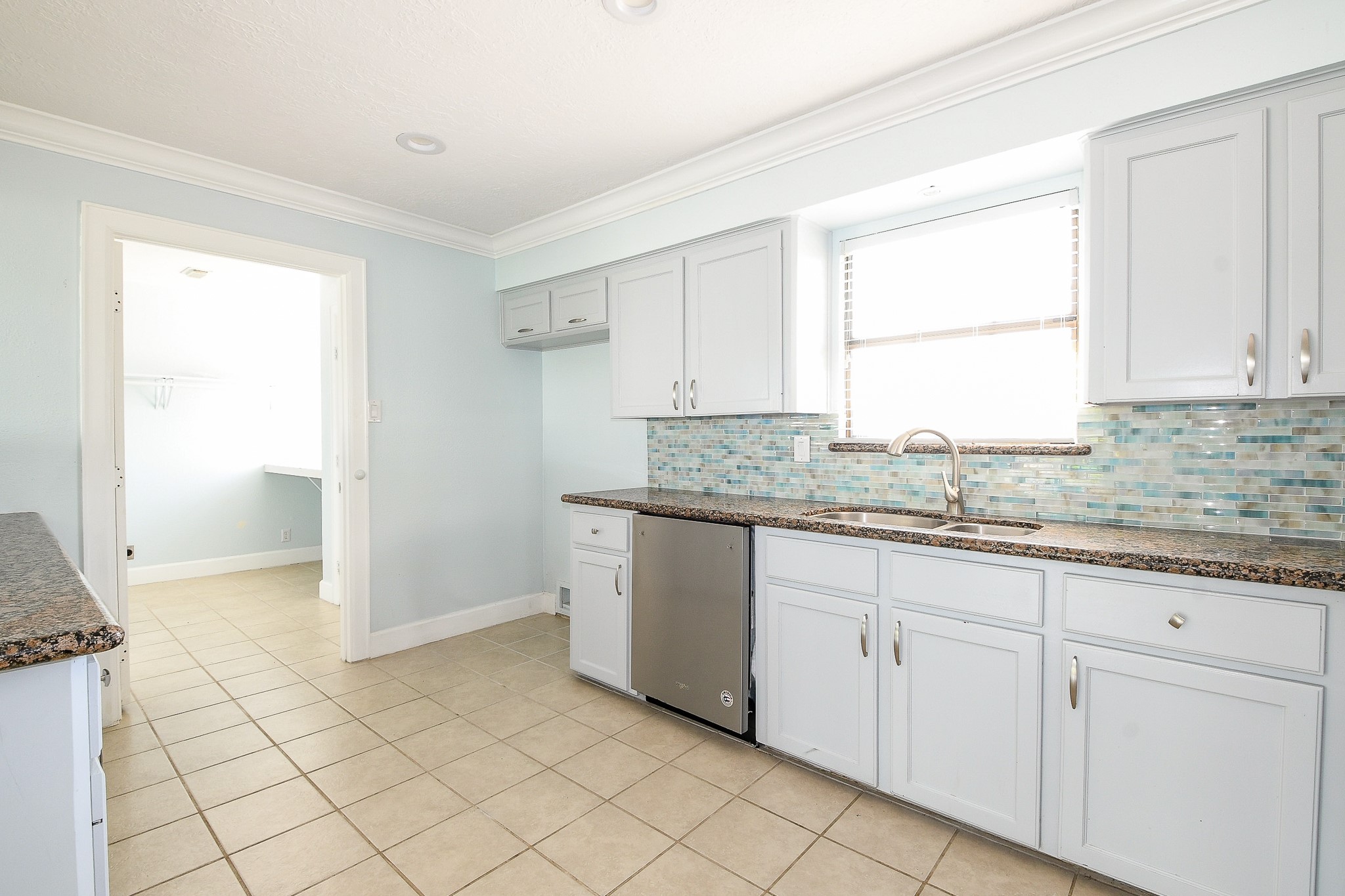 1615 Railroad Street San Leon, TX 77539 - Photo 13 of 45