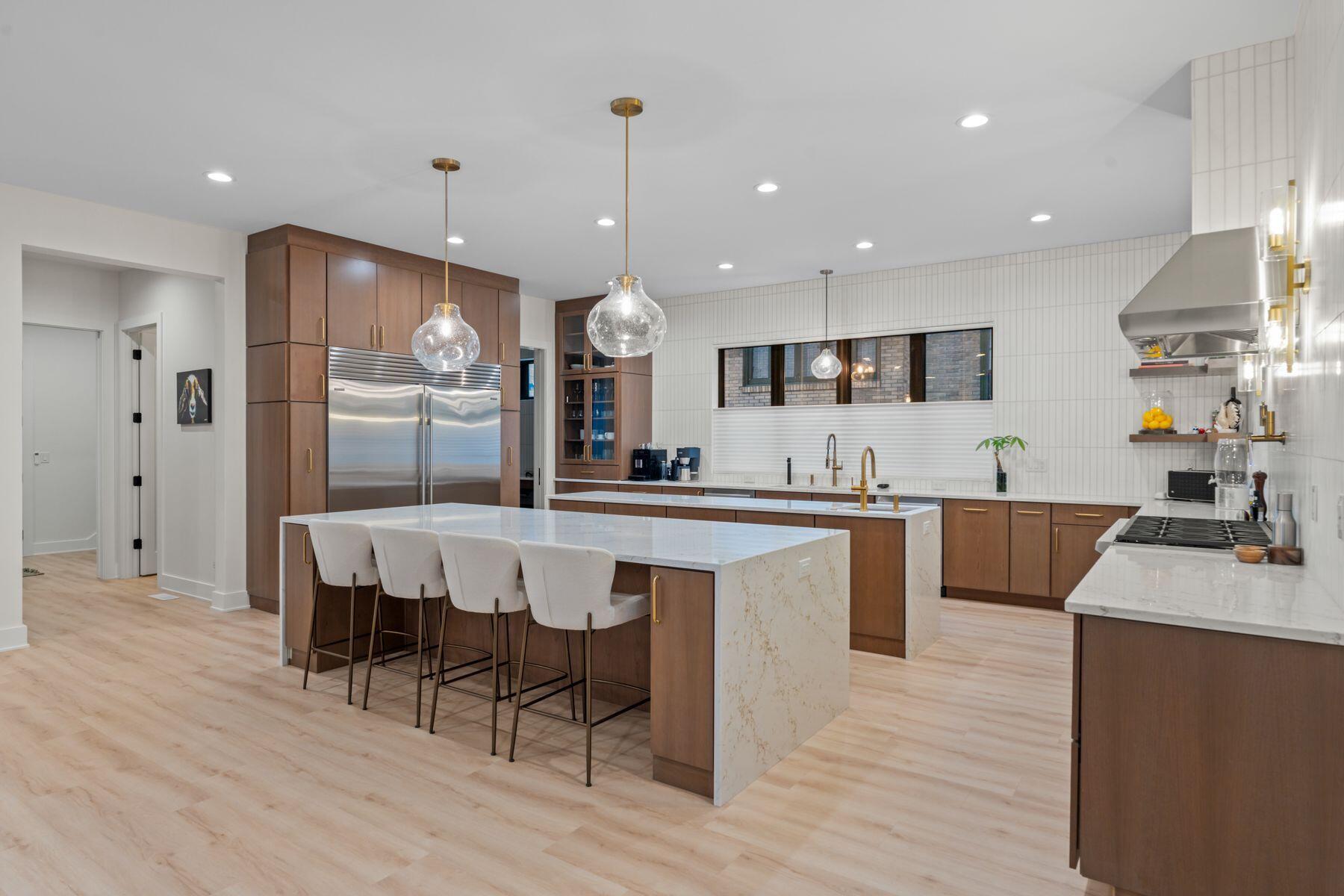 2409 North Terrace Avenue Milwaukee, WI 53211 - Photo 11 of 51 Kitchen