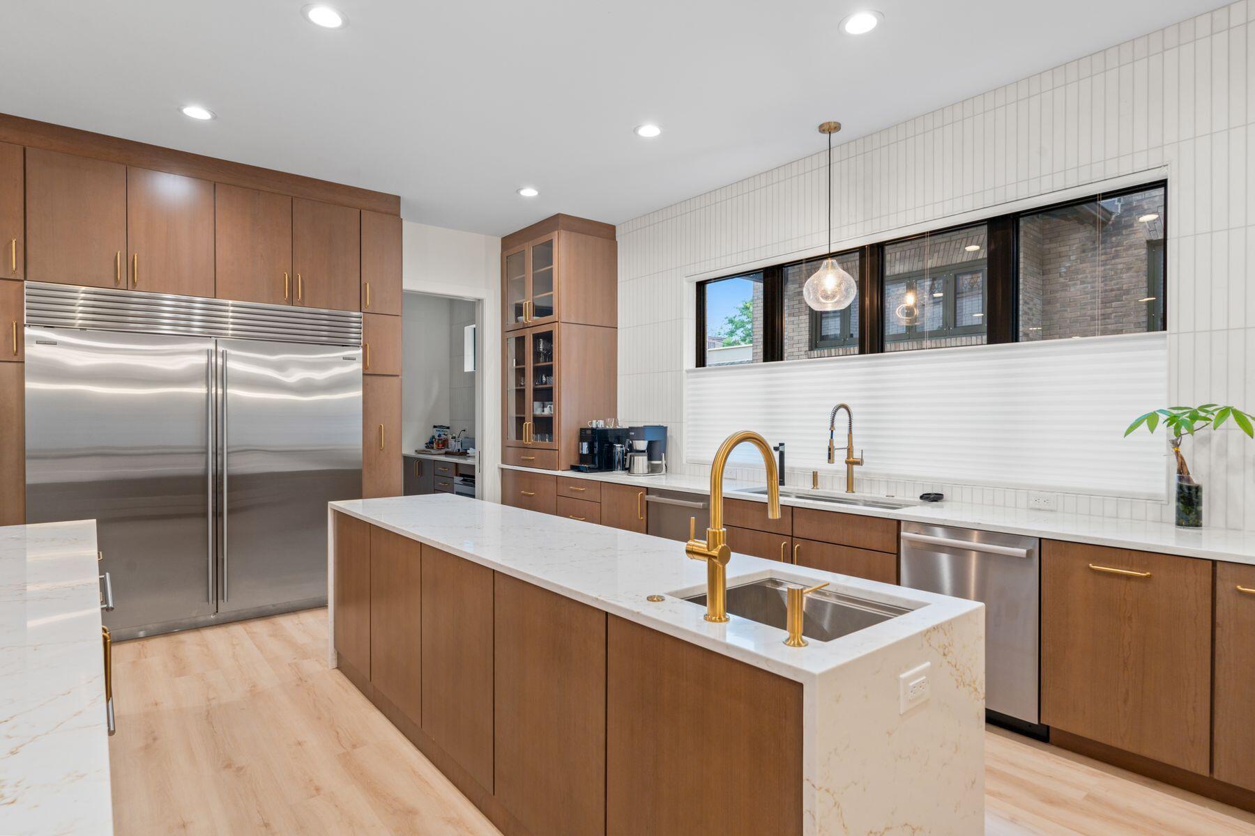 2409 North Terrace Avenue Milwaukee, WI 53211 - Photo 14 of 51 Kitchen