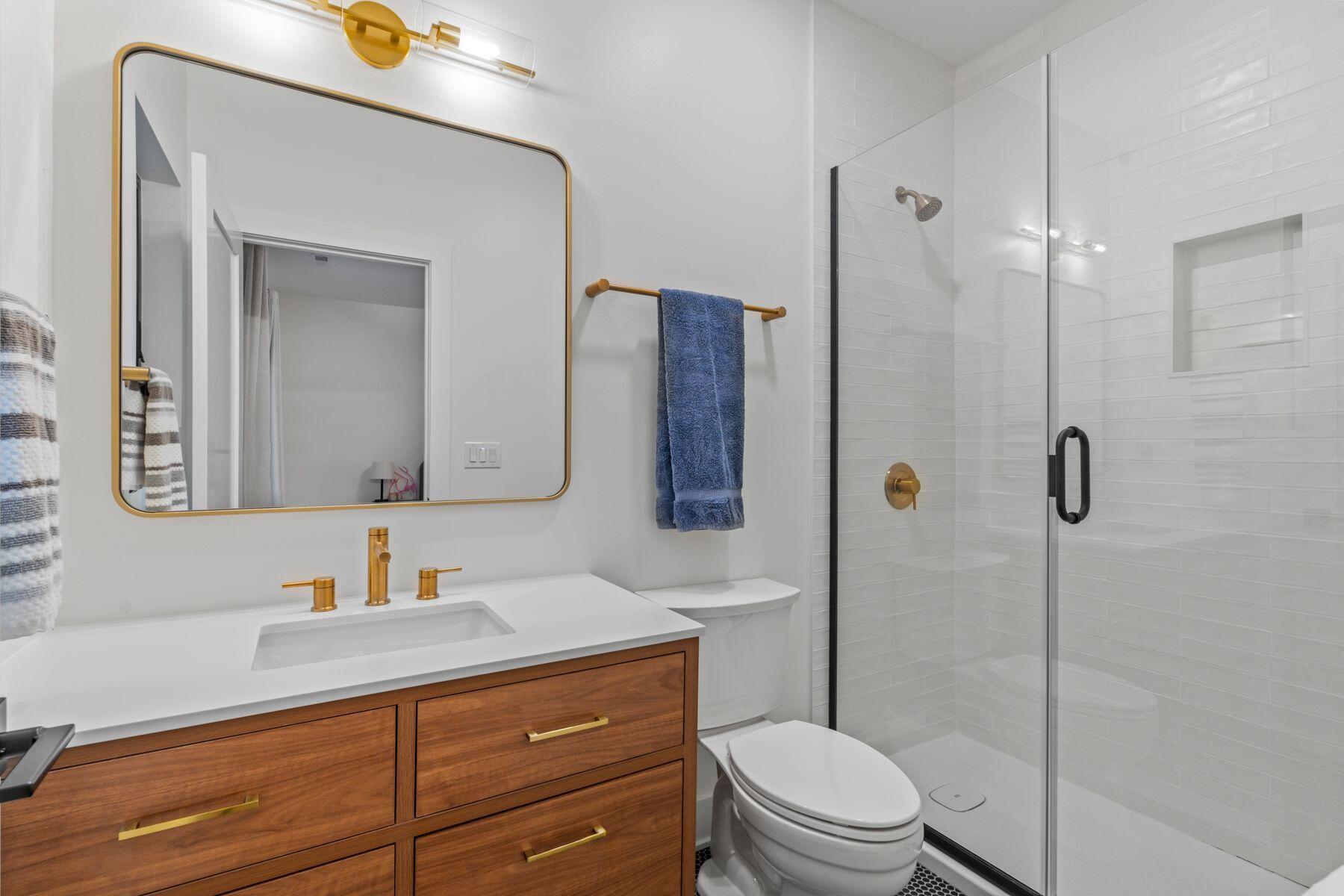 2409 North Terrace Avenue Milwaukee, WI 53211 - Photo 31 of 51 Ensuite Bath