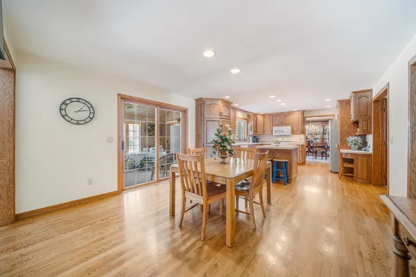 $609,000 | 600 East Woodcrest Drive, Appleton, WI 54915