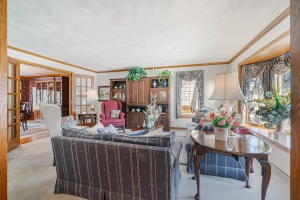 $609,000 | 600 East Woodcrest Drive, Appleton, WI 54915