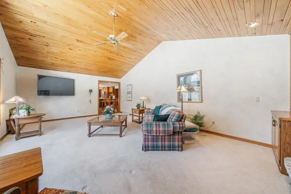 $609,000 | 600 East Woodcrest Drive, Appleton, WI 54915