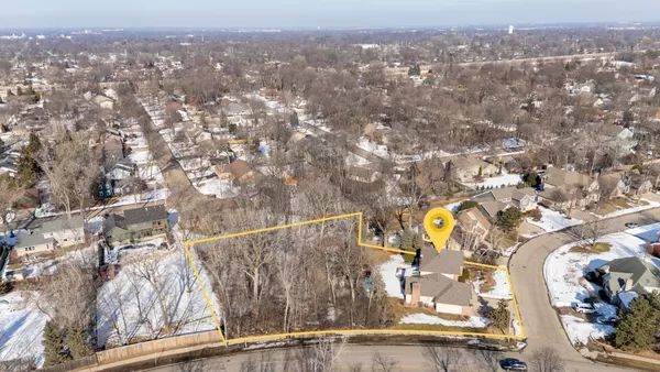 $609,000 | 600 East Woodcrest Drive, Appleton, WI 54915