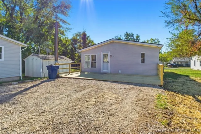 $179,000 | 412 West High Street, Eldon, MO 65026