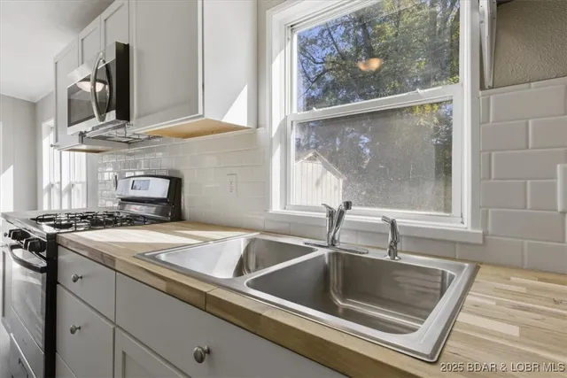 $179,000 | 412 West High Street, Eldon, MO 65026