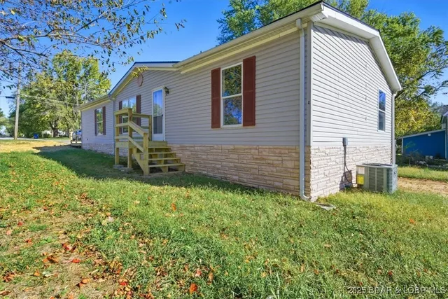 $179,000 | 412 West High Street, Eldon, MO 65026