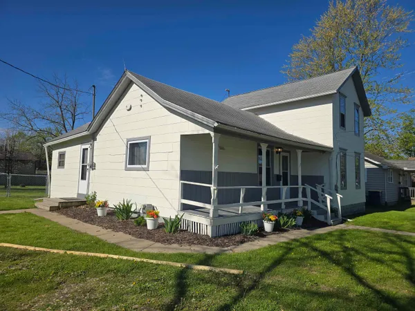 $172,900 | 117 East McNeil Street, Corunna, MI 48817