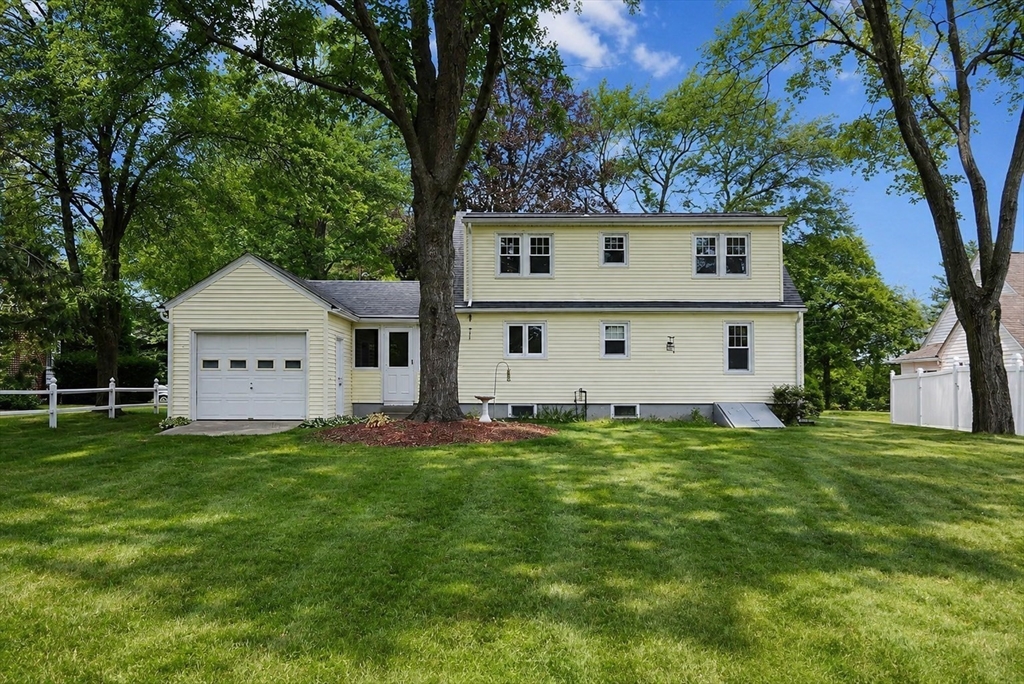 6 Hara Street Worcester, MA 01604 - Photo 2 of 21
