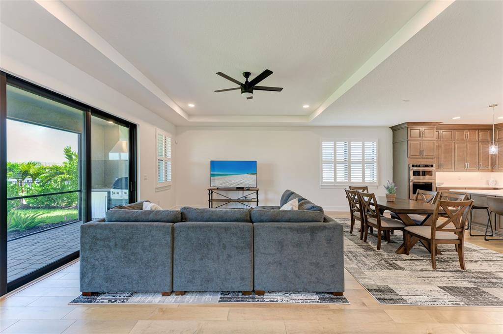 18530 Midsummer Place Venice, FL 34293 - Photo 15 of 99 Gallery Image 15