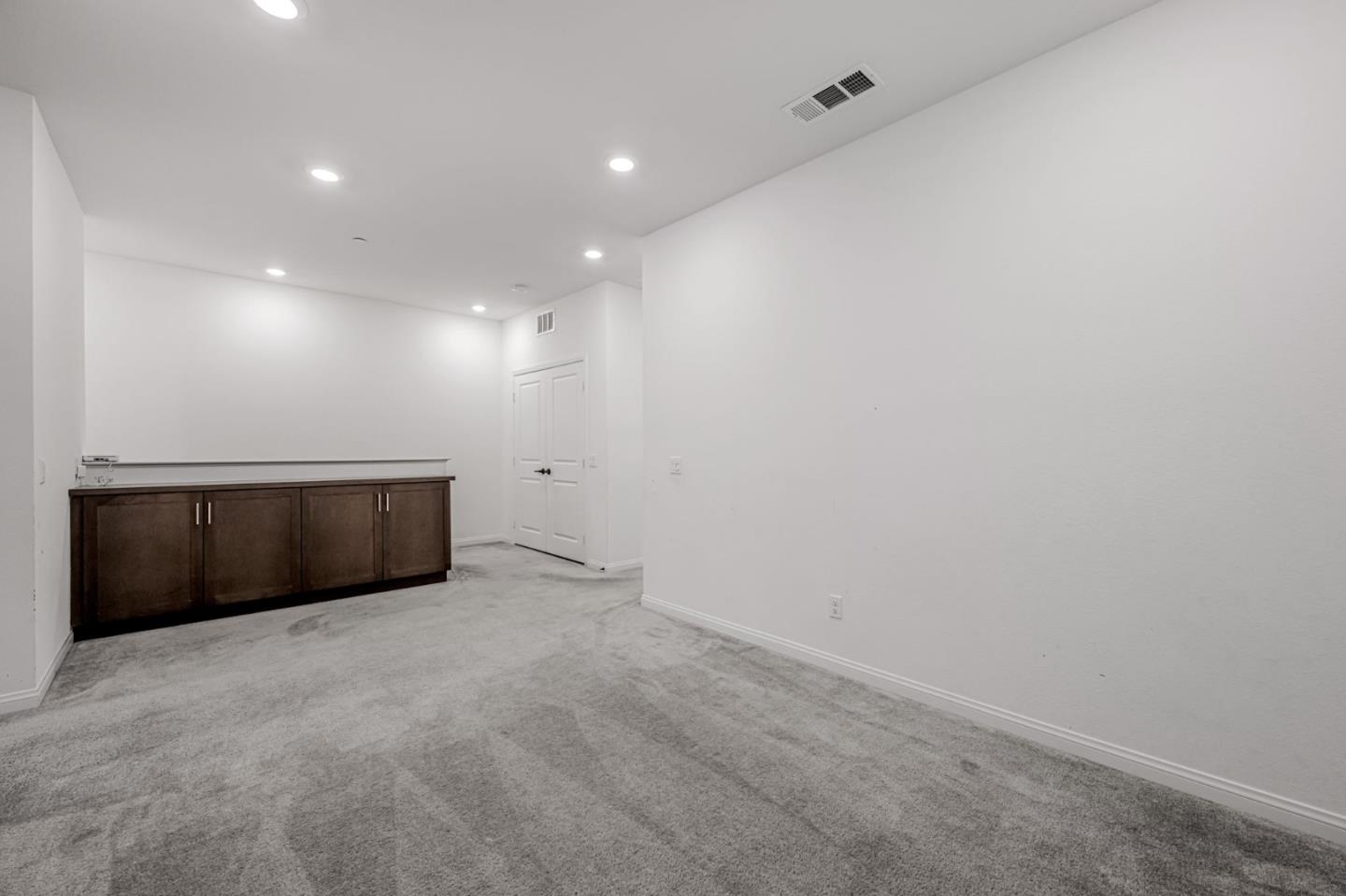 2146 Bluestone Circle Chula Vista, CA 91913 - Photo 20 of 37