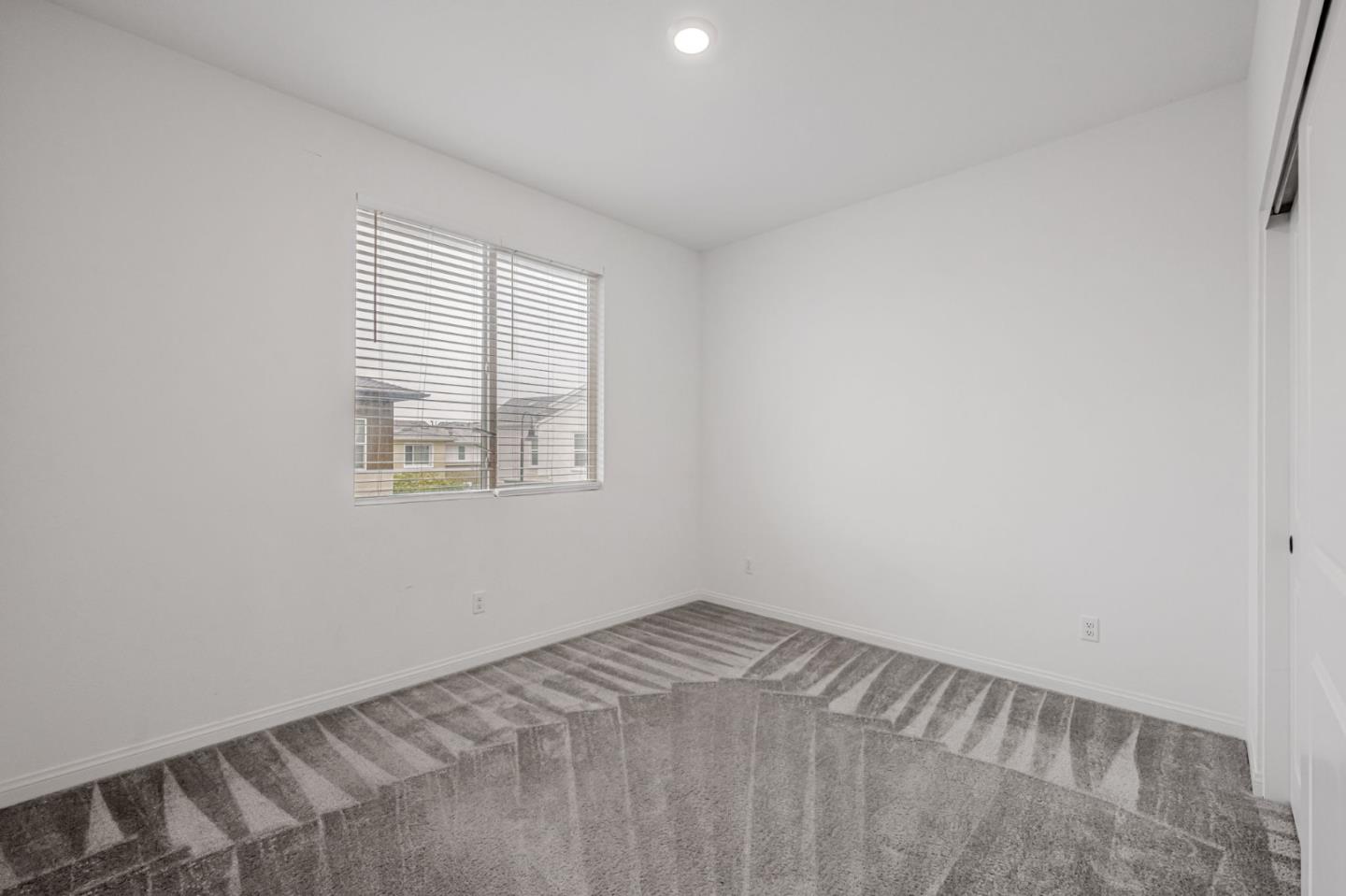 2146 Bluestone Circle Chula Vista, CA 91913 - Photo 21 of 37