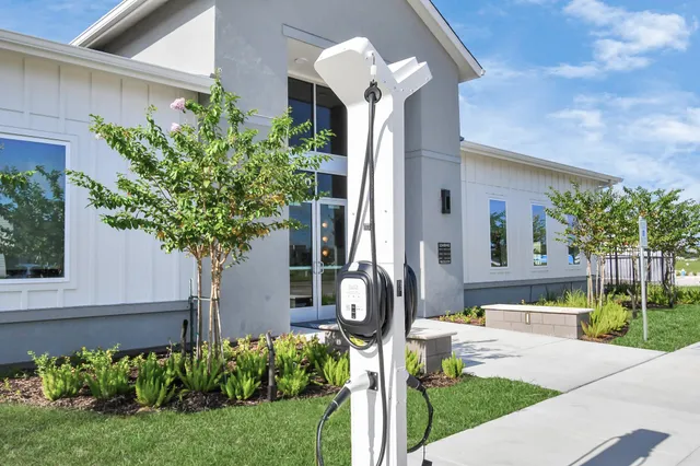 $1,466 | 2020 Grandway Drive, Unit 2106, Katy, TX 77449