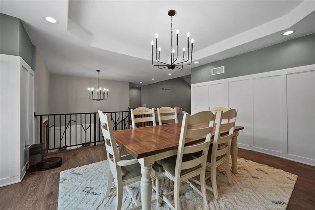 $650,000 | 8183 Old Oak Drive, Demotte, IN 46310