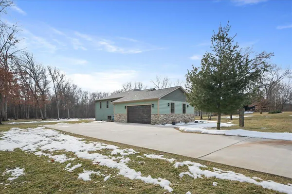 $650,000 | 8183 Old Oak Drive, Demotte, IN 46310