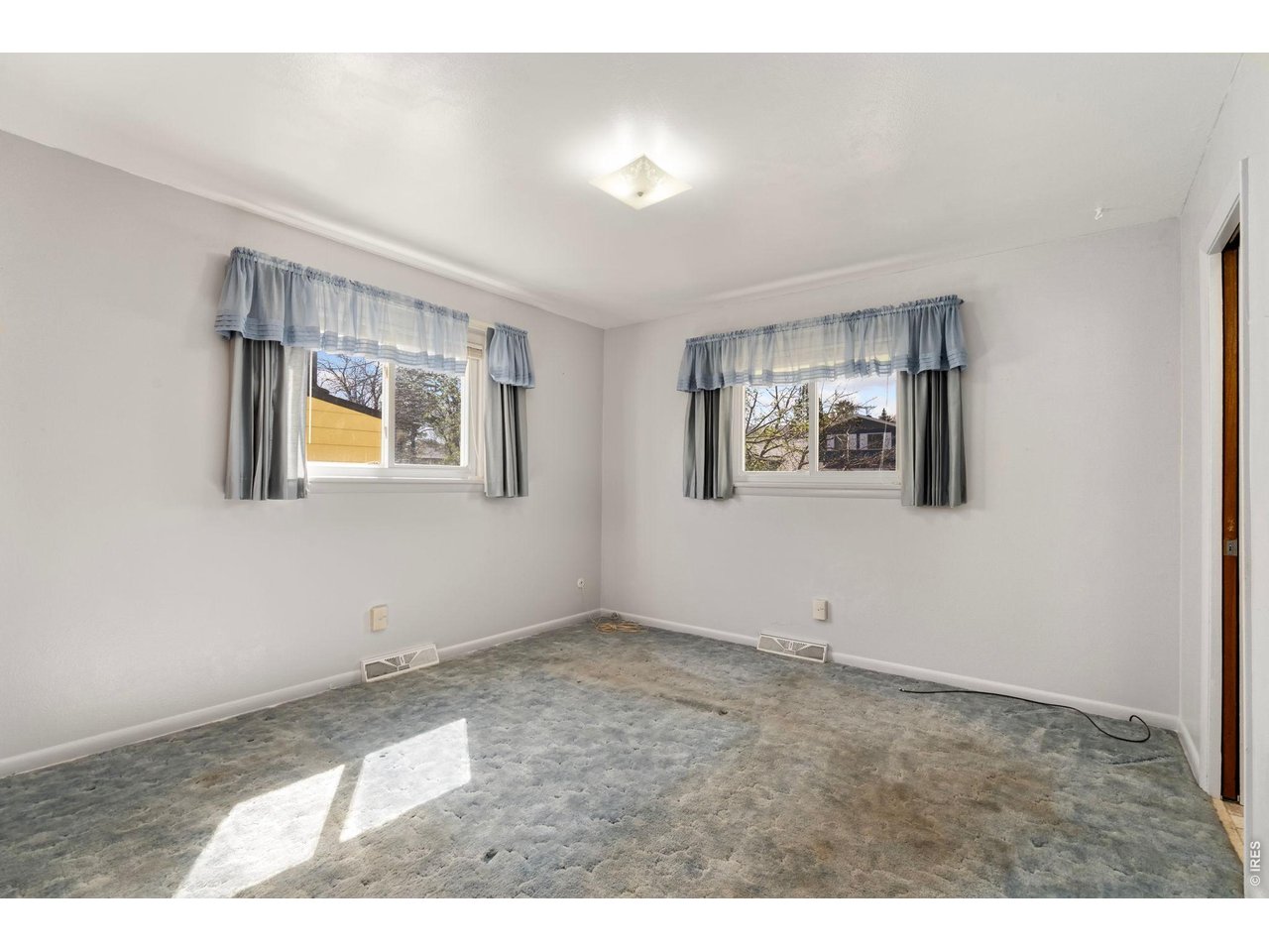 912 Rocky Road Fort Collins, CO 80521 - Photo 13 of 17 Primary bedroom