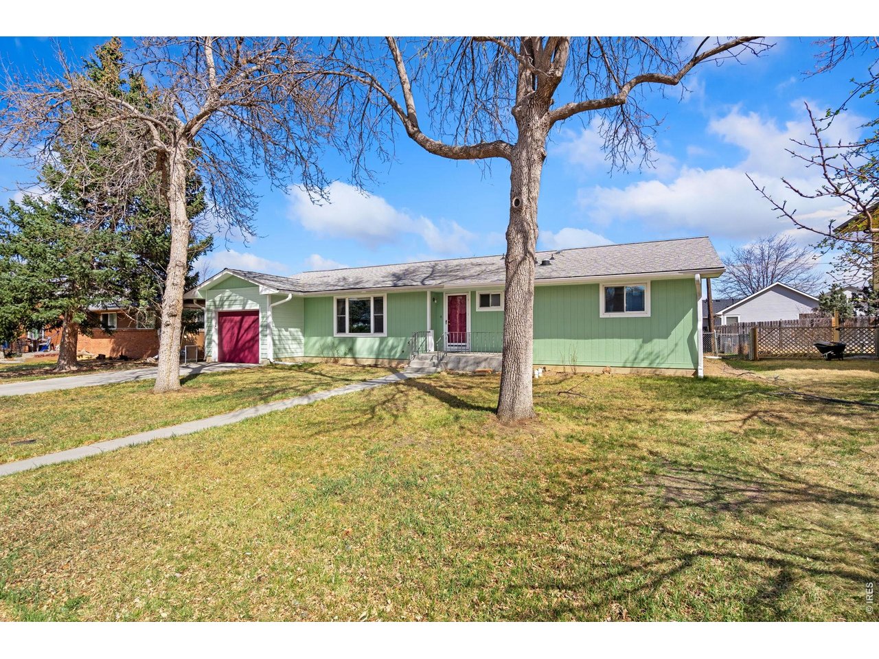912 Rocky Road Fort Collins, CO 80521 - Photo 2 of 17 Front yard