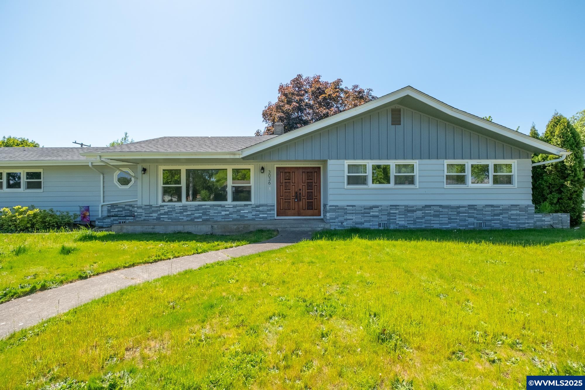 3036 Locust Avenue Southeast Albany, OR 97322 - Photo 1 of 34