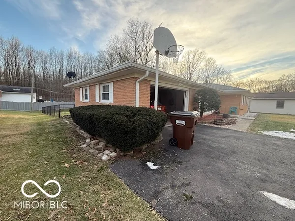 $200,000 | 208 South Street, North Vernon, IN 47265