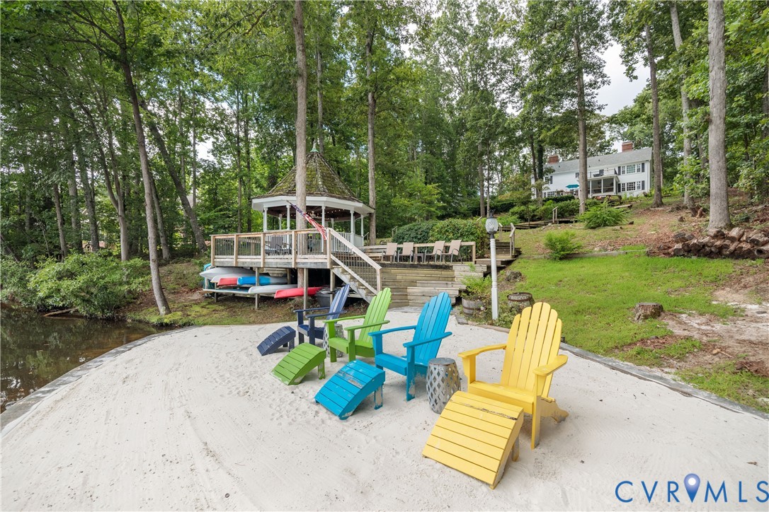 1911 Oakengate Lane Midlothian, VA 23113 - Photo 41 of 47 an aerial view of a house with garden space and sitting area