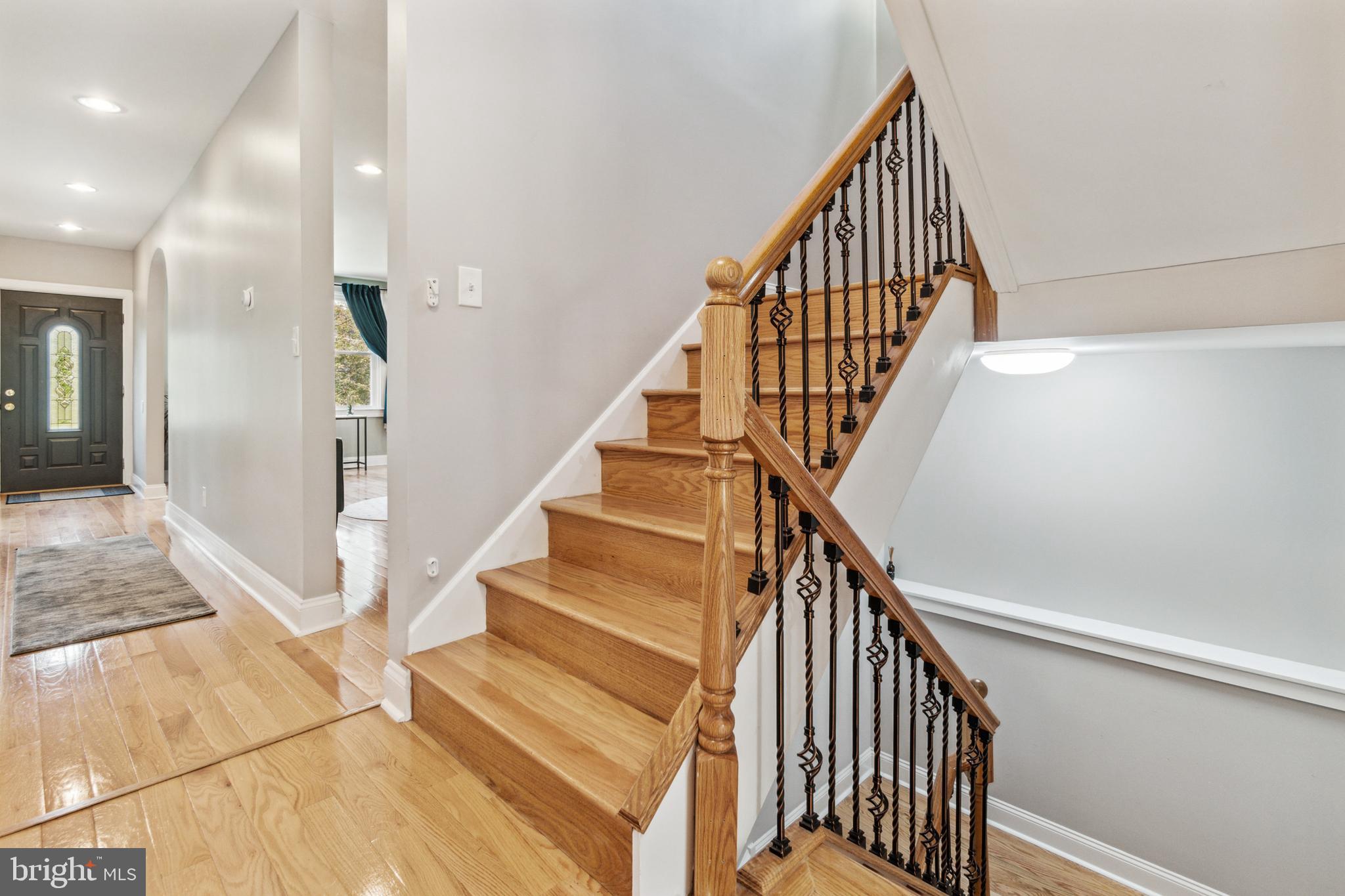 911 Regester Avenue Baltimore, MD 21239 - Photo 18 of 40 Beautiful wide staircase