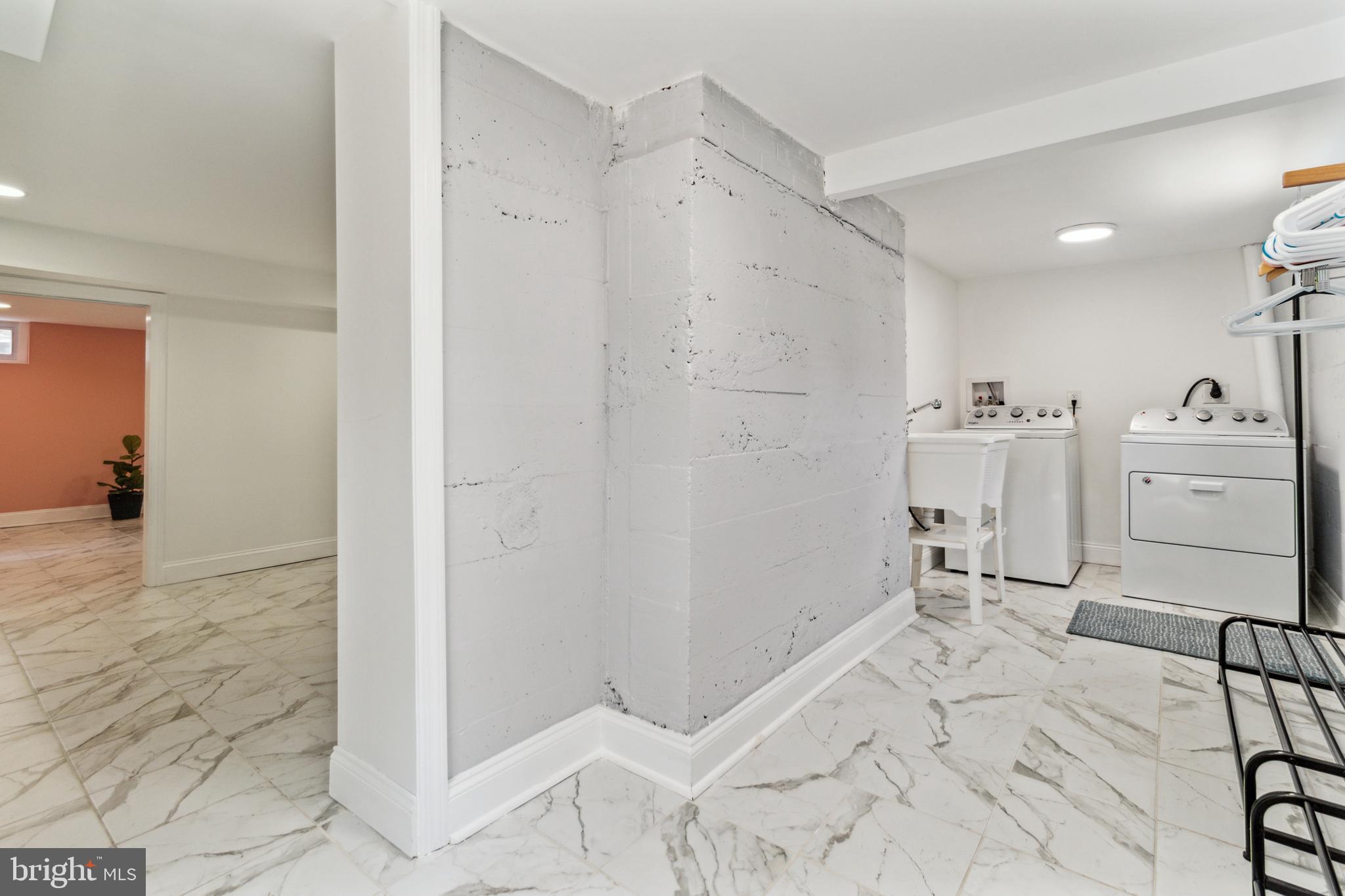 911 Regester Avenue Baltimore, MD 21239 - Photo 32 of 40 Laundry room