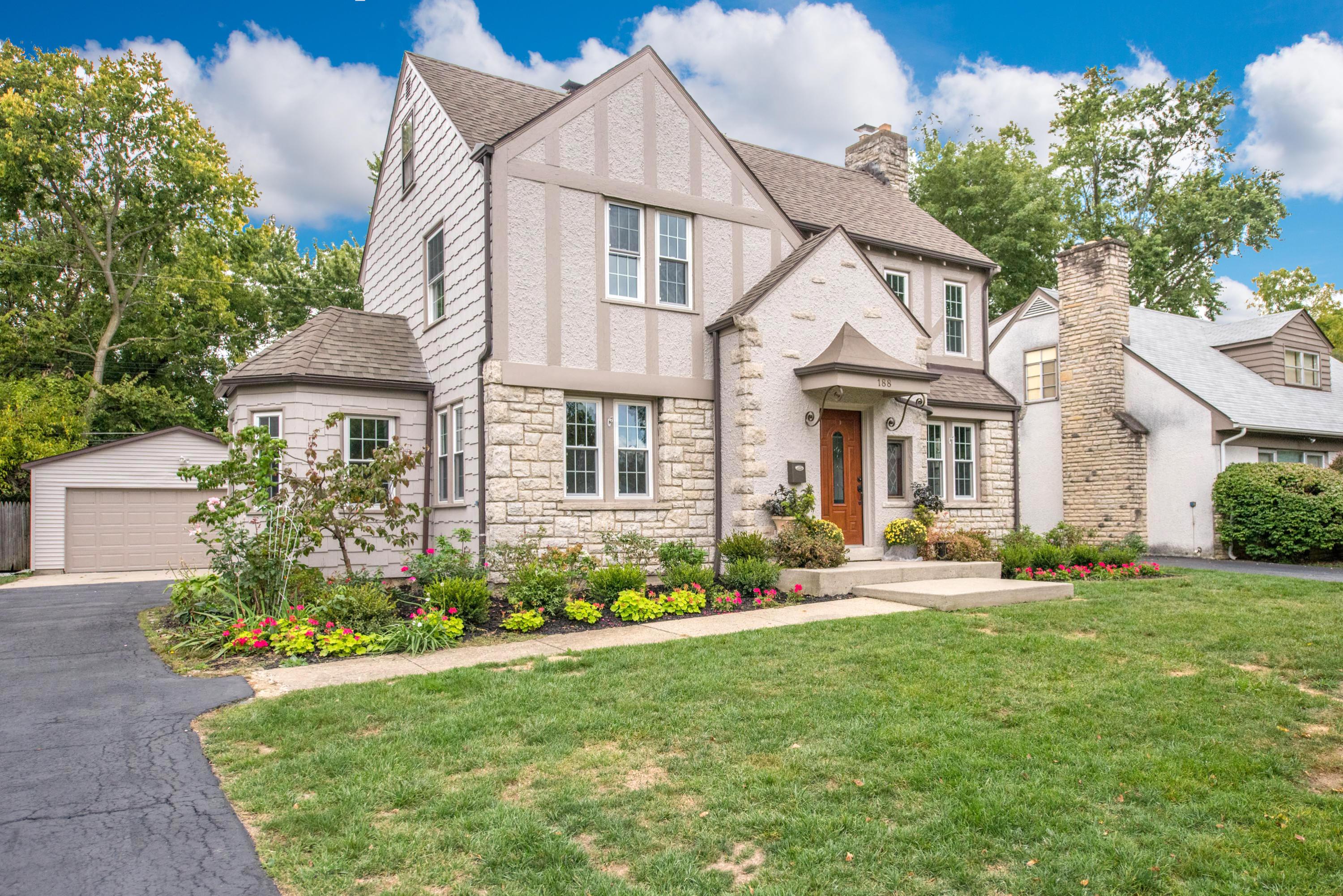 188 South Chesterfield Road Columbus, OH 43209 - Photo 1 of 61