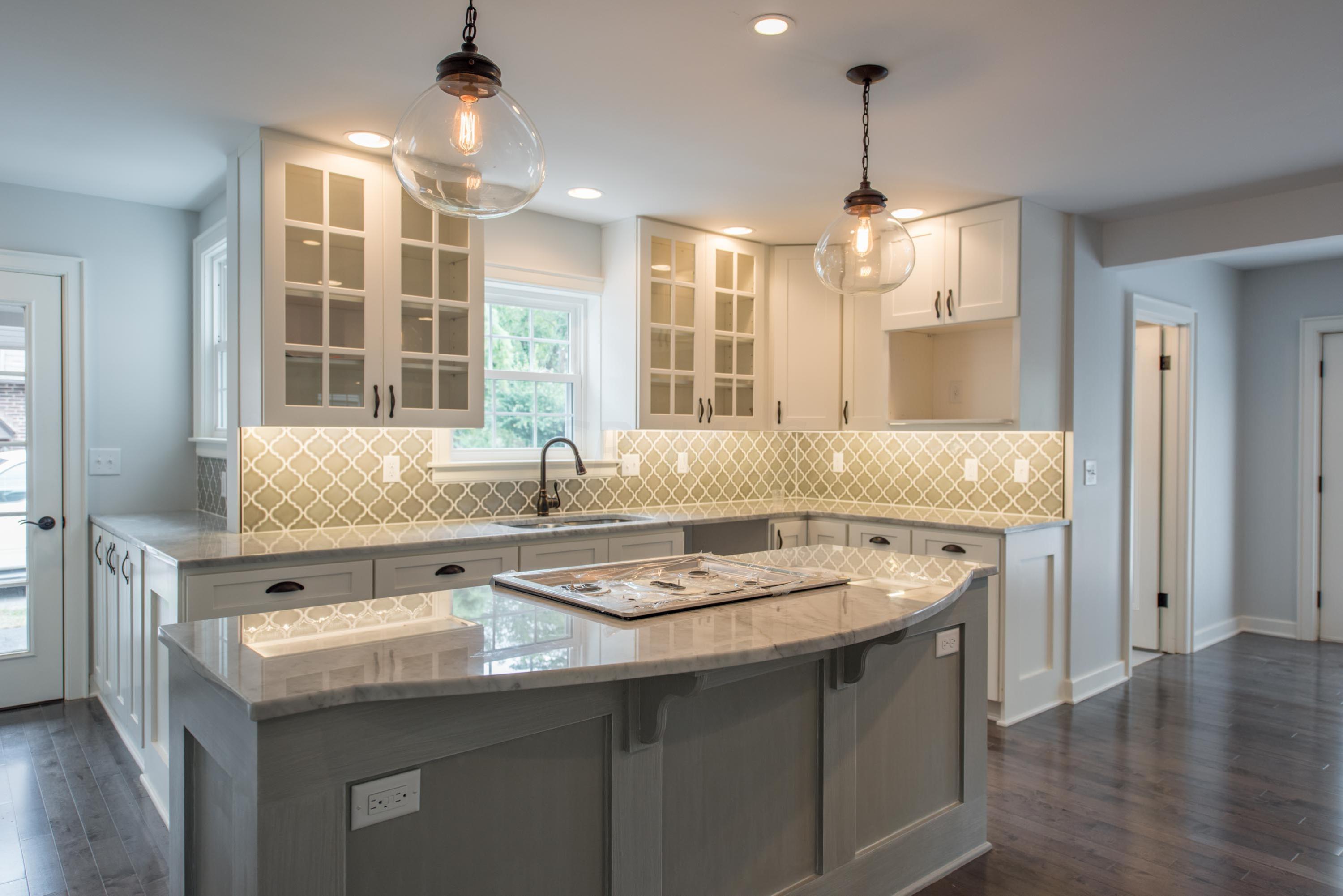 188 South Chesterfield Road Columbus, OH 43209 - Photo 11 of 61