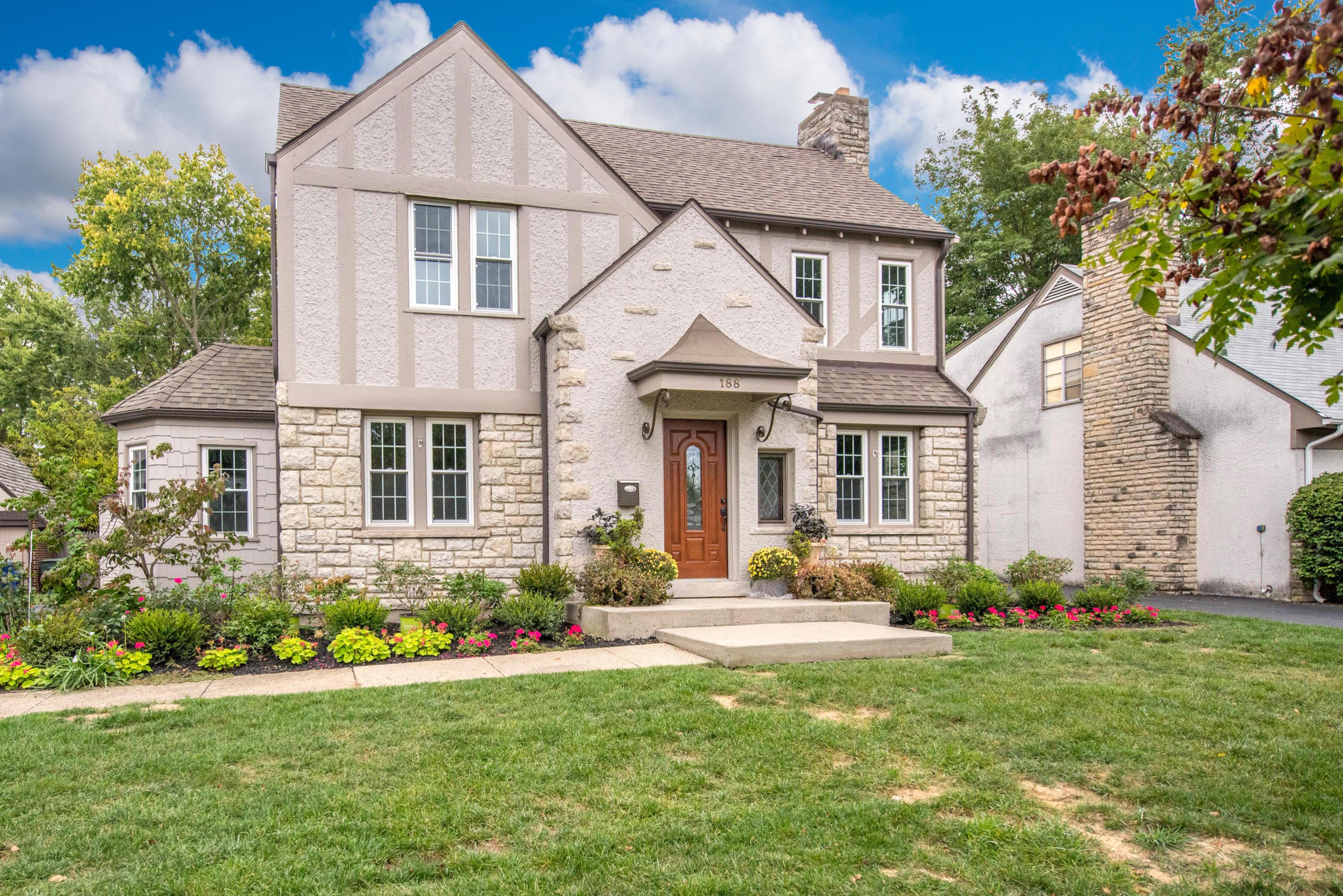 188 South Chesterfield Road Columbus, OH 43209 - Photo 2 of 61